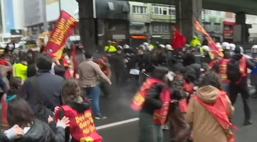 Mecidiyeköy'de izinsiz yürüyüşe müdahale! 350 gözaltı var