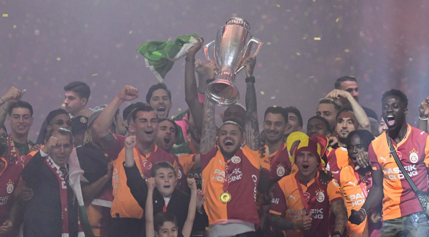 Galatasaray kesenin ağzını açtı! 3 yıldızın maaşına zam geliyor
