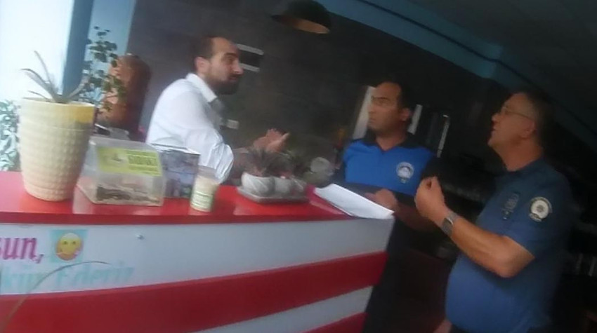 Yabancı uyruklu şahıs, zabıta aracına zarar verdi! - Resim : 1