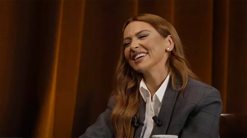 Hadise yıllar sonra Sinan Akçıl'dan neden ayrıldığını anlattı: "Telefonunda bir video izledim" - Resim : 1