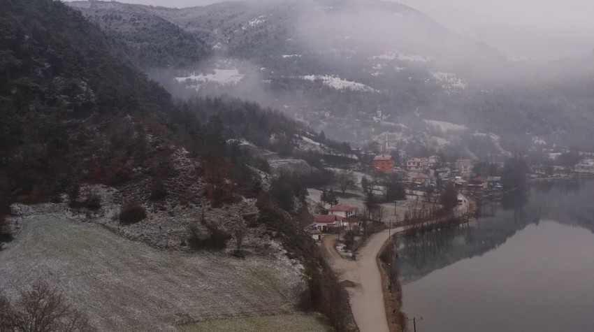 Bolu'nun "sakin şehir" unvanlı ilçesi havadan görüntülendi. Çubuk Gölü mest etti - Resim : 1