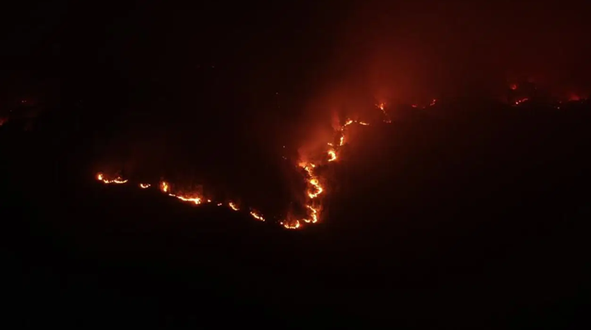 Karabük ve Kastamonu yanıyor! Bölgede boşaltılan köy sayısı 9'a yükseldi - Resim : 4