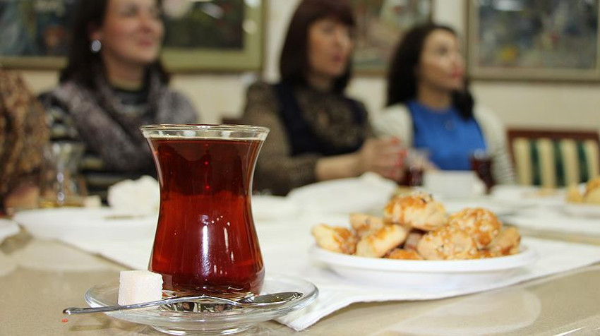 Çay göründüğü kadar masum mu? Uzmanlar uyardı: Meğer ne zararları varmış! - Resim : 2
