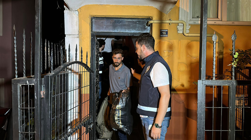 Edirne’de kaçak göçmen operasyonu! 29 kişi yakalandı - Resim : 1