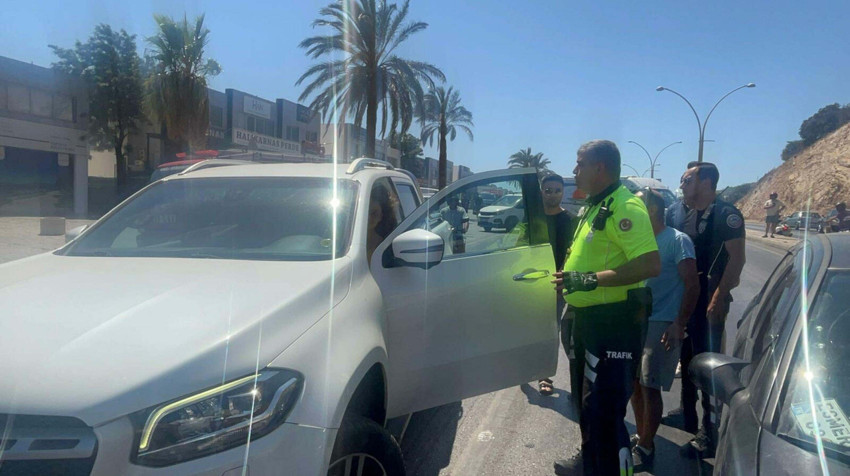 Polisin üzerine aracını süren Dilan Çıtak, adli kontrolle serbest bırakıldı - Resim : 1