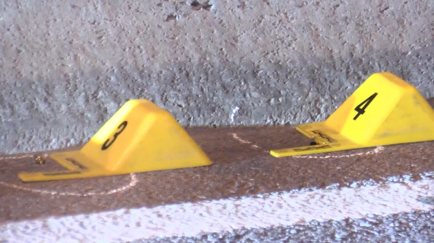 'Dur' ihtarına uymadı, ortalığı birbirine kattı! 5 ekip aracına çaptı: 1 yaralı - Resim : 2