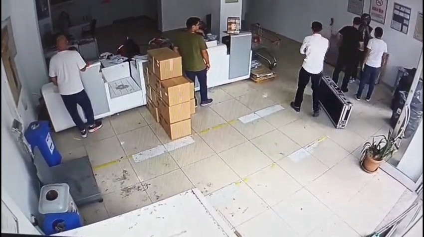 Büyükçekmece'de teslimat koduyla akıl almaz kargo oyunu! - Resim : 2