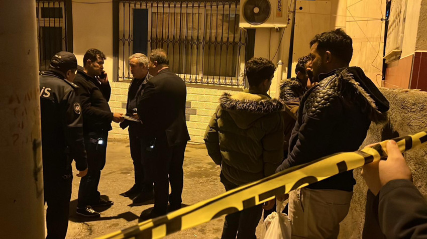 Sokakta silahlı kavga: Olayla ilgisi olmayan genç kız öldü! 1 kişi de yaralı - Resim : 2