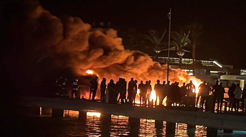 Bodrum'da marinada yangın! Milyonluk motoryatlar alev alev yanıyor - Resim : 3
