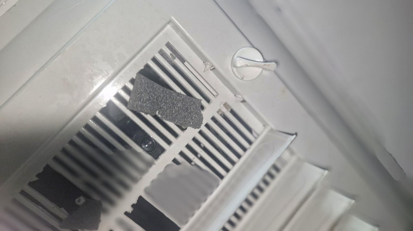 Esenyurt’ta inşaat şirketinde skandal! Kadınlar tuvaletinde gizli kamera bulundu - Resim : 2