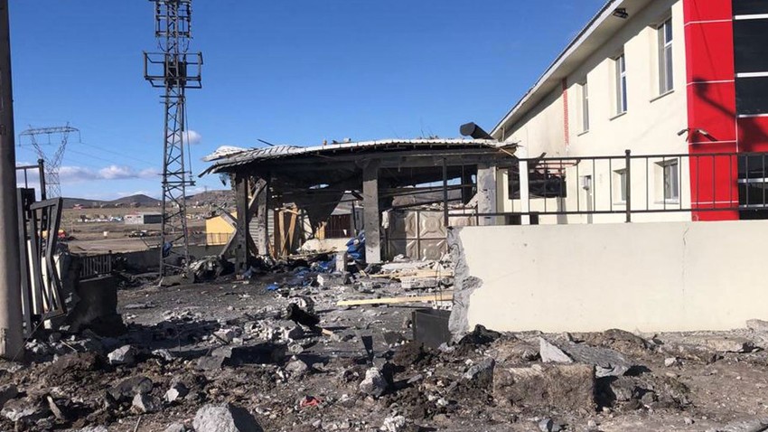 Kars’ta ortalığı savaş alanına çeviren patlama