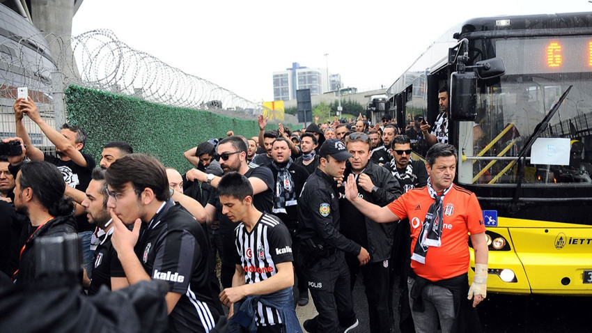 Taşkınlık yapan Beşiktaşlılar gözaltına alındı