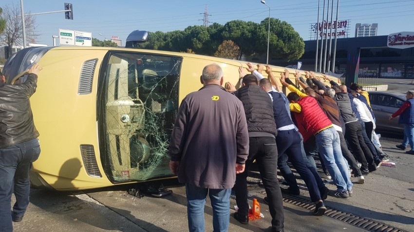 İstanbul'da feci kaza: Yaralılar var