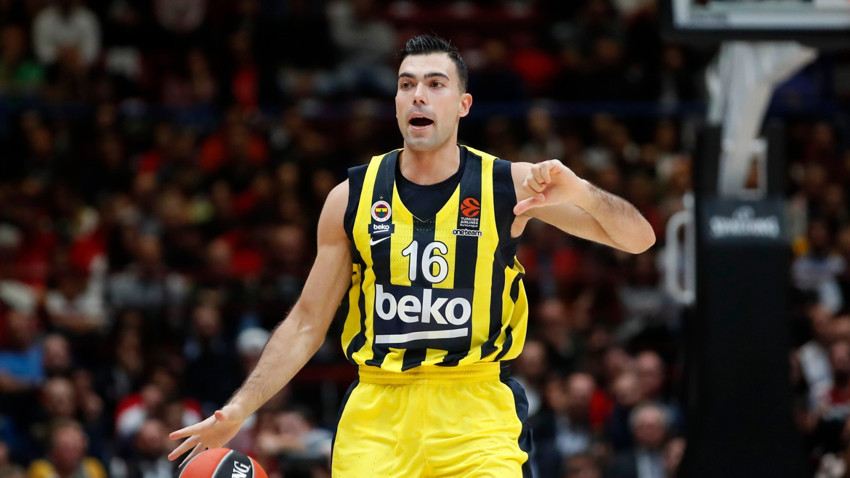 Sloukas Olympiakos'a imza atmadı