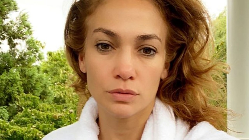 Jennifer Lopez, makyajsız fotoğrafıyla büyüledi