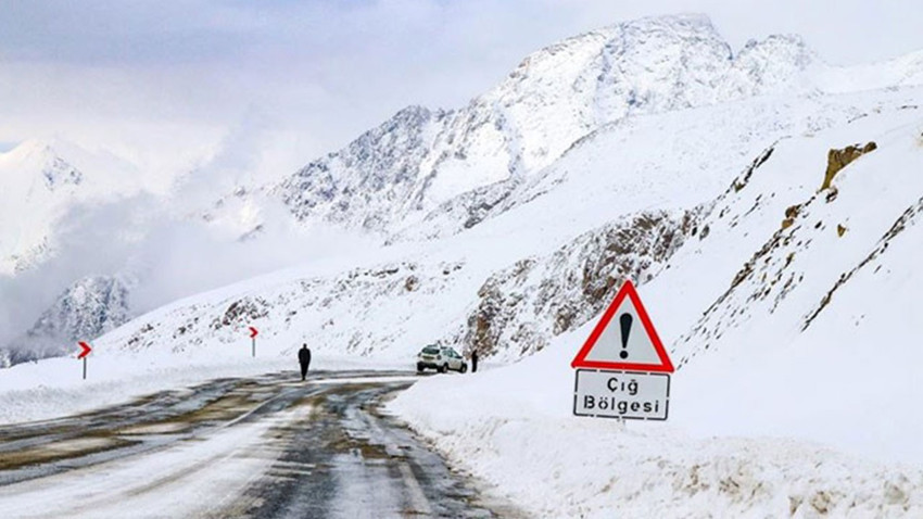 Meteoroloji bölgeleri sıralayarak çığ uyarısında bulundu!