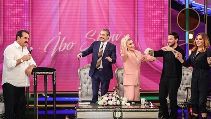 İbo Show'a katılan İrem Derici'nin pembe kombini sosyal medyanın diline düştü!