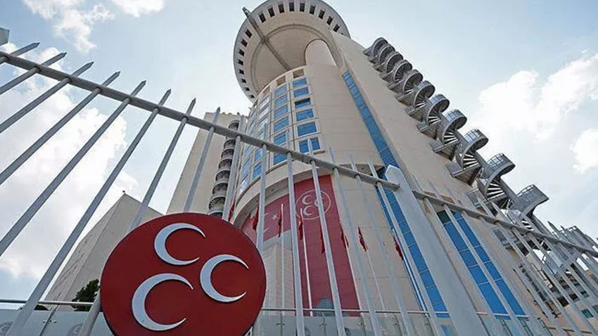 MHP'de 7 isim parti üyeliğinden çıkarıldı