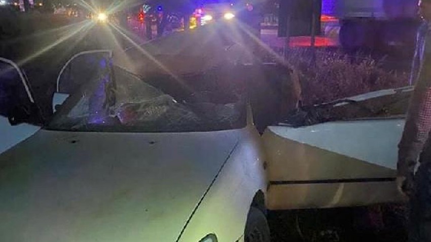 Şanlıurfa'da iş makinesiyle çarpışan otomobilin tavanı koptu: 2 ölü, 6 yaralı