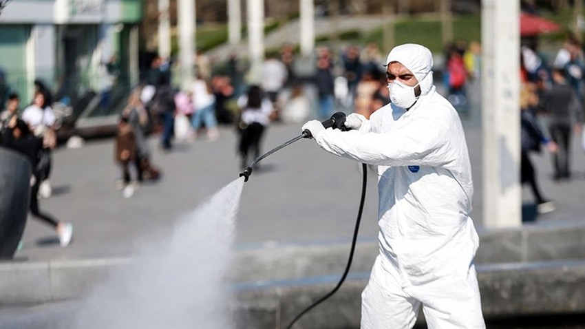 Bilim Kurulu Üyesi Prof. Dr. Levent Akın açıkladı: Yeni önlemler alınabilir