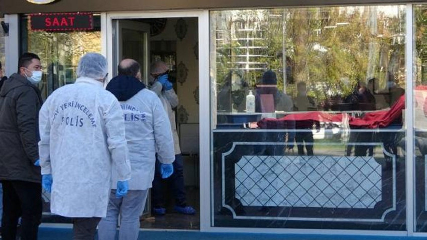 100 bin liralık altınla kaçtılar
