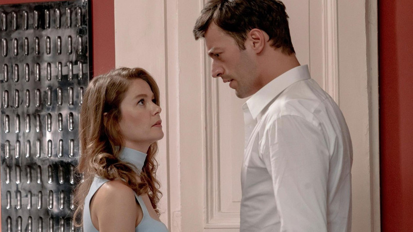 Camdaki Kız 51. bölüm tek parça izle! Camdaki Kız 51. bölüm full izle! Camdaki Kız son bölüm izle