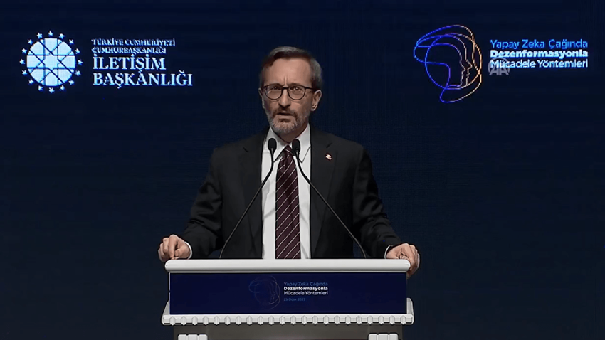 'Karne hediyesi et' haberine Fahrettin Altun'dan tepki: Ne denli büyük bir tehdit oluşturduklarını gözler önüne serdi