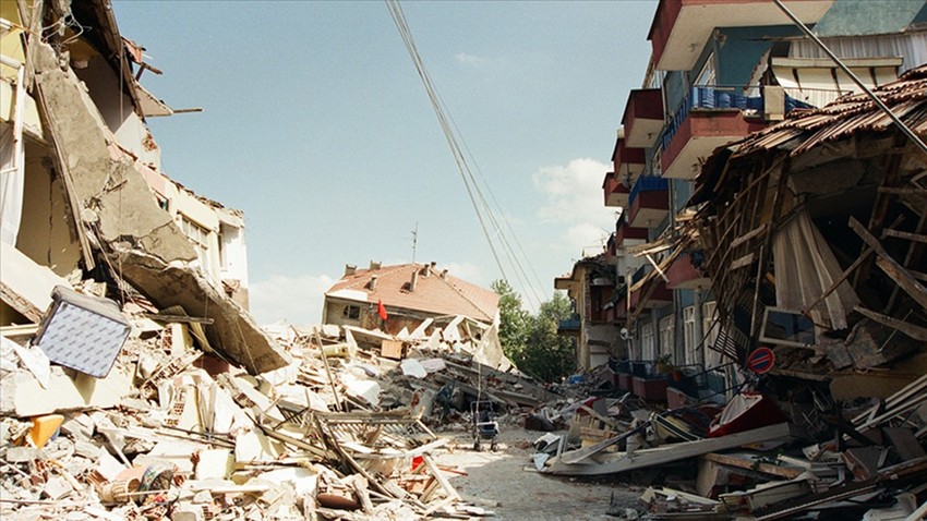 1999 depreminde kaç bina çöktü? Gölcük depreminde kaç kişi öldü?