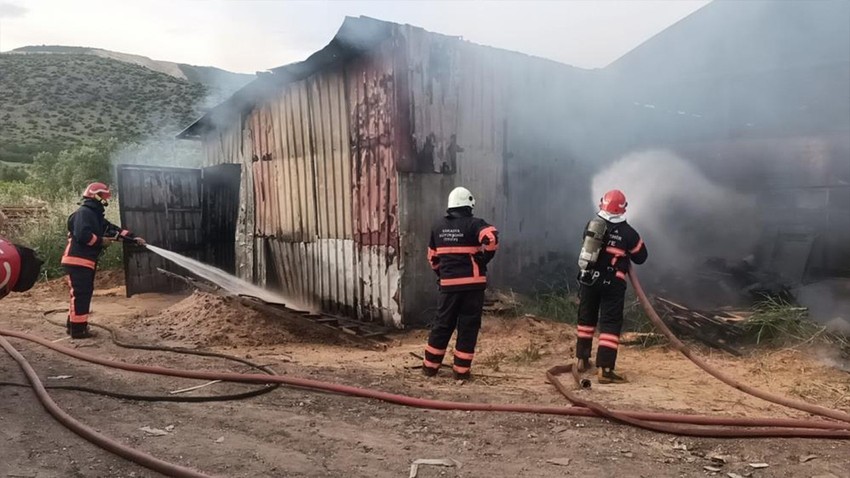 Kereste atölyesinde yangın! Ekipler acil müdahale etti