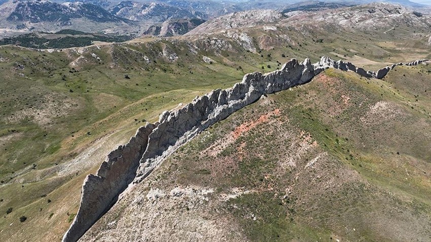 Sivas'ta bulunan "doğal Çin Seddi" turizme kazandırılacak