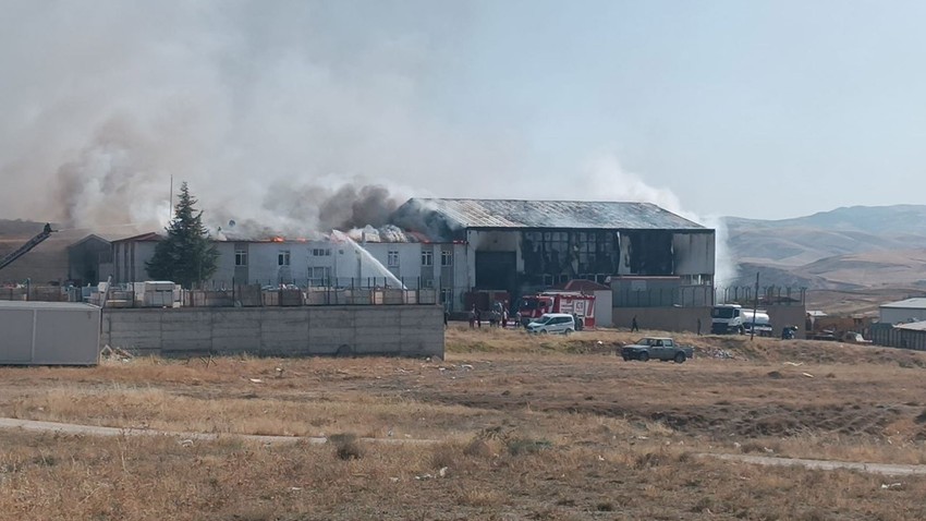 Savunma sanayi fabrikasında yangın