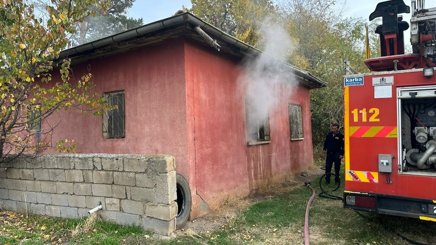 Erzincan'da müstakil bir evde çıkan yangın korkuttu