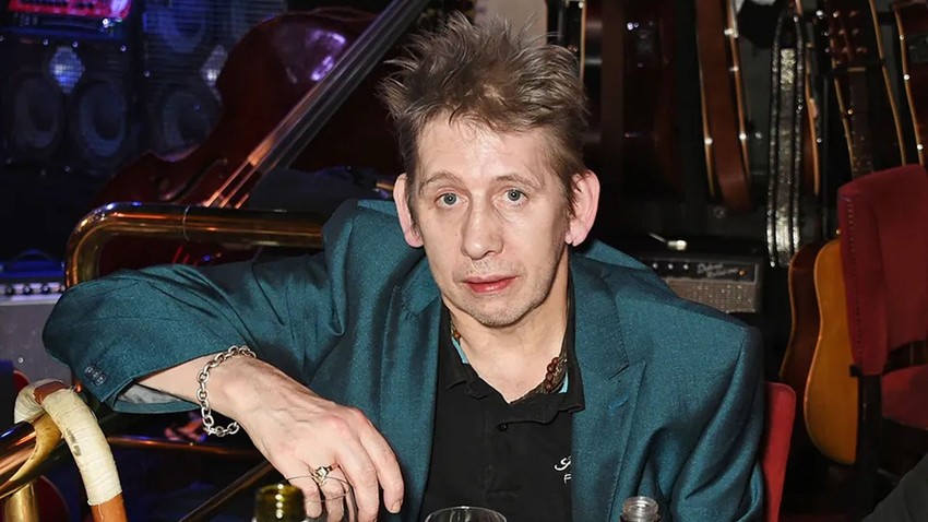 Ünlü şarkıcıdan acı haber: Shane MacGowan hayatını kaybetti