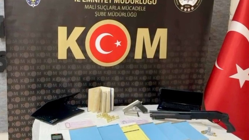 İzmir'de "naylon fatura" operasyonu: 5 gözaltı