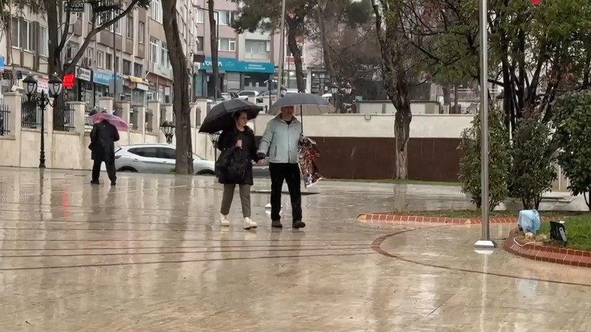 Trakya'nın yüksek kesimlerinde kar yağışı başladı