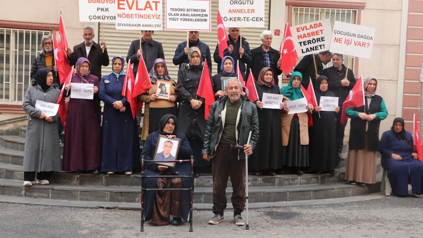 HDP önündeki evlat nöbetinde aile sayısı 380 oldu