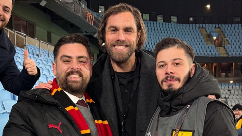 Johan Elmander’den Galatasaray’a ziyaret