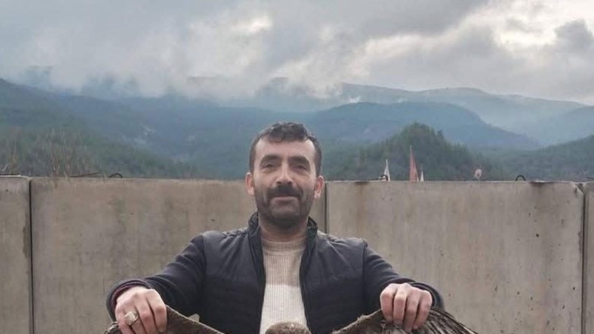 Karabük'te yol kenarında bulduğu yırtıcı hayvanın yaralı olduğunu anladı. Hayvanı hemen jandarma ekiplerine teslim etti