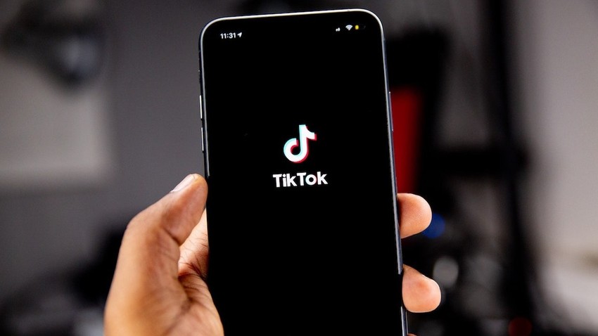 Fırsatçılara gün doğdu! TikTok'lu iPhone 50 bin dolar!