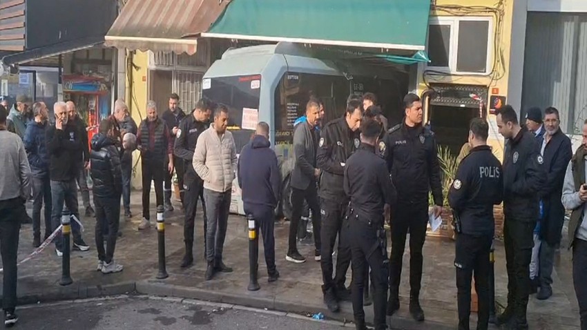 Kartal’da kontrolden çıkan yolcu minibüsü kuaför dükkanına daldı: 3 yaralı