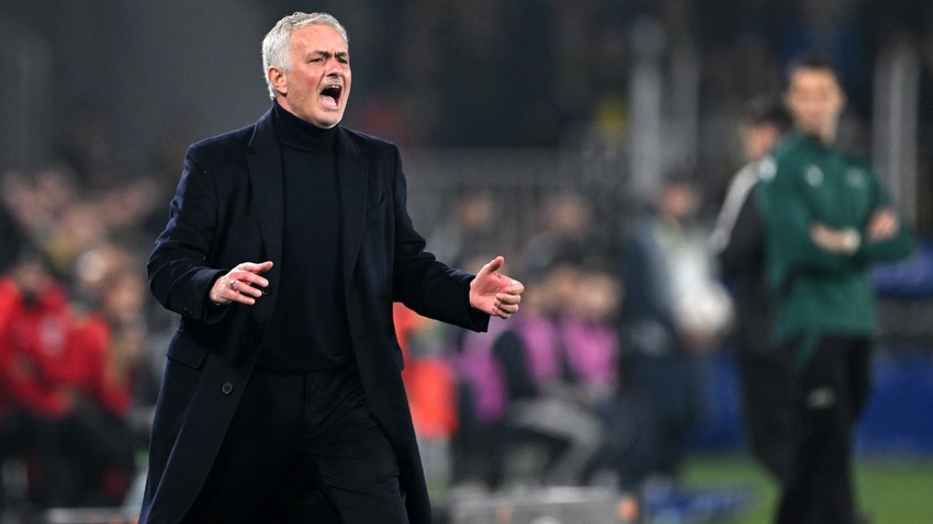 UEFA’dan Jose Mourinho’ya flaş ceza