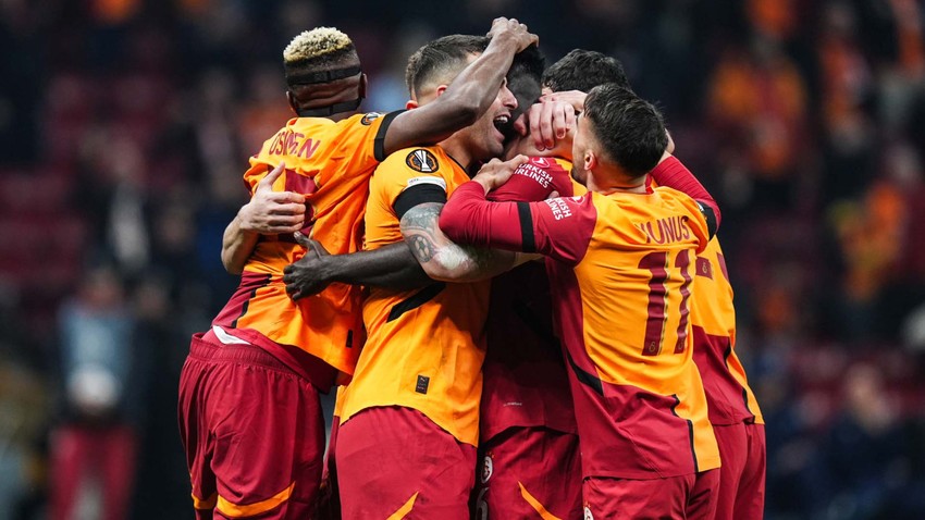 Galatasaray, Avrupa’da ilk 8 için sahaya çıkıyor! Cimbom, Ajax’a konuk olacak! 3 yıldız yok! İşte muhtemel ilk 11’ler