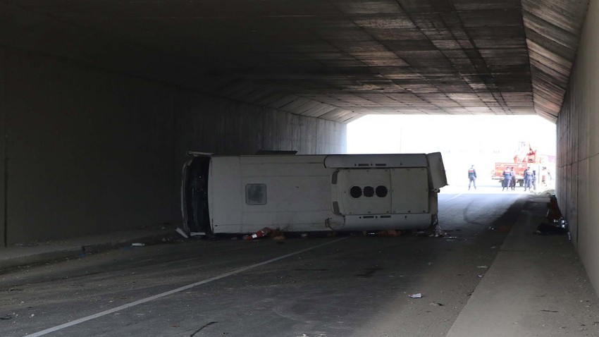 Denizli'de feci kaza! İşçileri taşıyan servis devrildi: 4 ölü, 19 yaralı