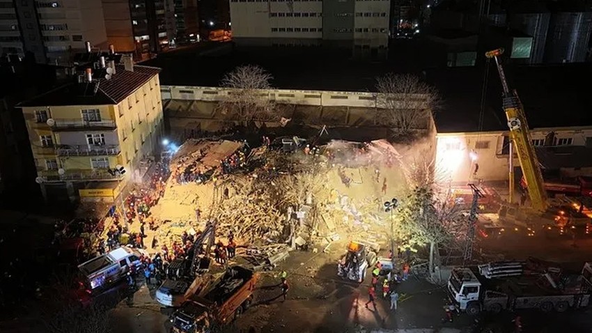 Konya'daki çöken binayla ilgili flaş gelişme! Müteahhit gözaltına alındı!