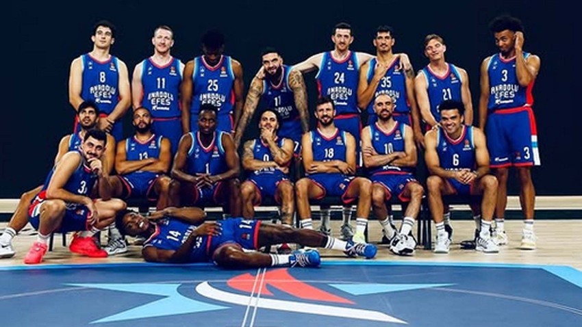 Anadolu Efes ayrılığı duyurdu! Sözleşmesi ailevi nedenlerden dolayı feshedildi