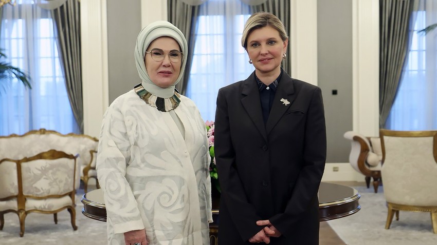 Ukrayna Devlet Başkanı'nın eşi Zelenska'dan teşekkür paylaşımı: Türkiye'ye ve Emine Erdoğan'a minnettarım