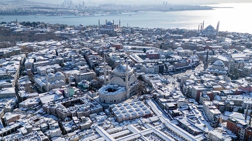 Yeni haftada kar yağışı İstanbul'da devam edecek mi? MGM tarih vererek açıkladı