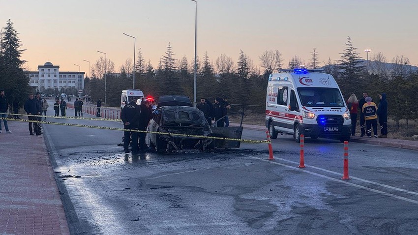 Konya'da araçta yangın: Ölü ve yaralılar var