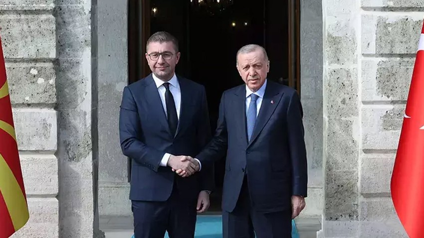 Erdoğan, Mickoski ile İstanbul'da bir araya geldi: "FETÖ ile ortak mücadelede kararlıyız"