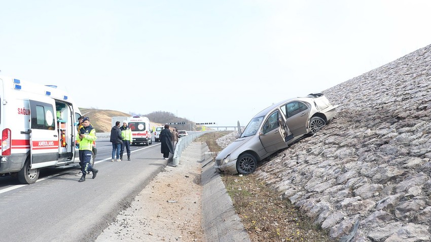 Kuzey Marmara Otoyolu'nda kaza: 2 kişi yaralandı!